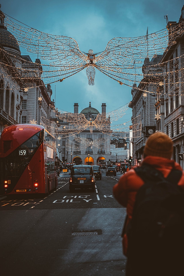 christmas london streets